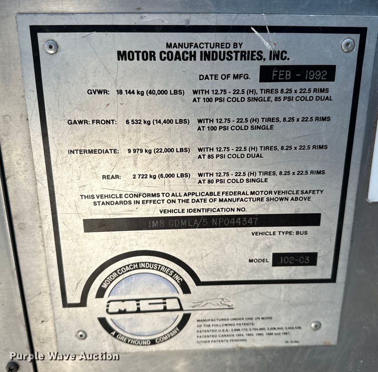 image for item OM9922 1992 Motor Coach Industries  102-C3 coach bus