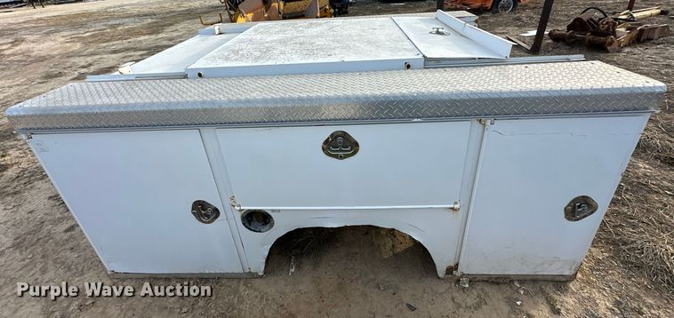 image for item OM9926 Royal Utility bed