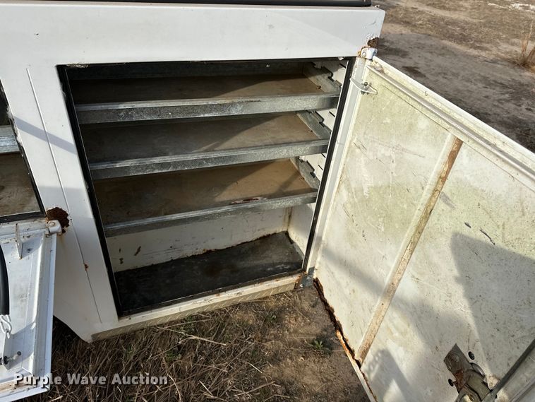 image for item OM9926 Royal Utility bed