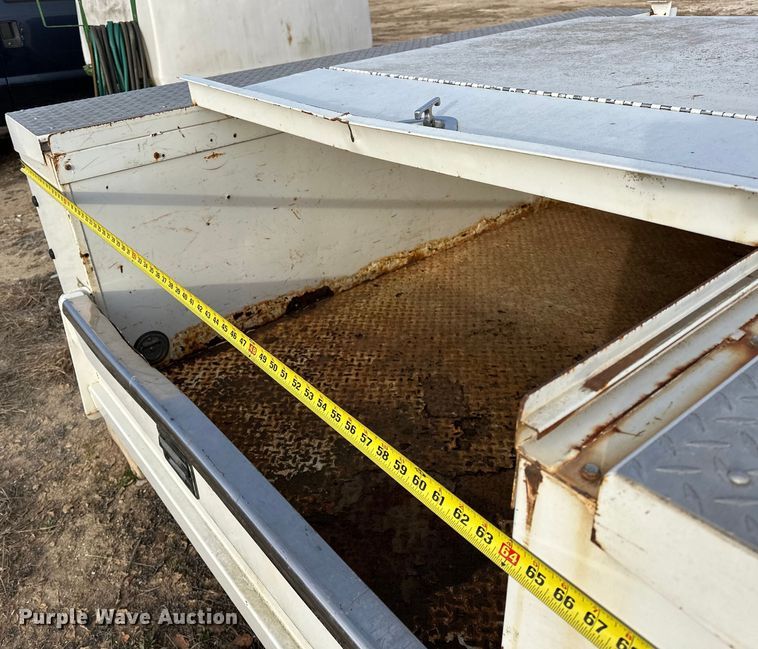 image for item OM9926 Royal Utility bed