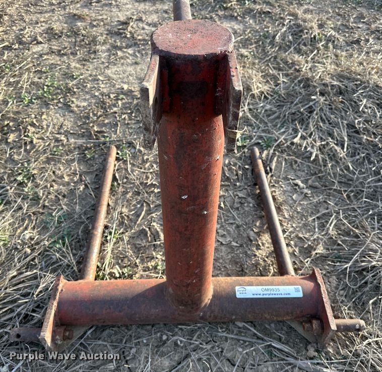 image for item OM9935 Bale spear