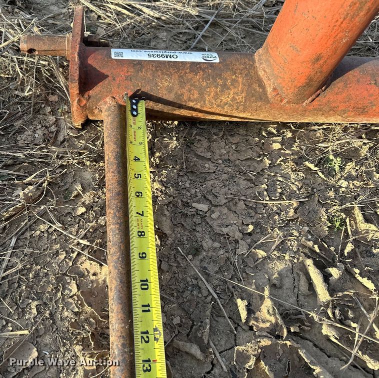 image for item OM9935 Bale spear