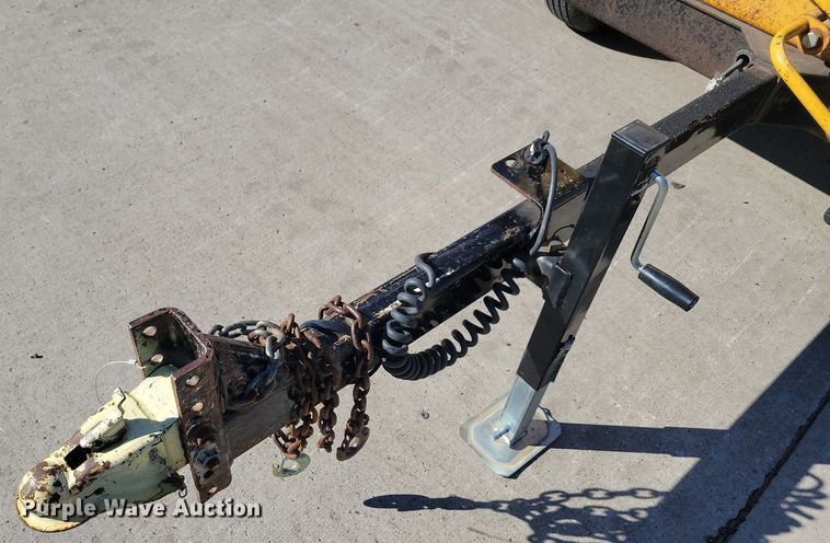 image for item DG0416 2013 Vermeer BC900XL wood chipper