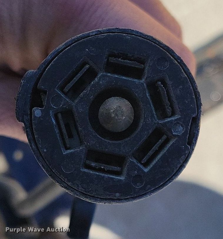 image for item DG0416 2013 Vermeer BC900XL wood chipper