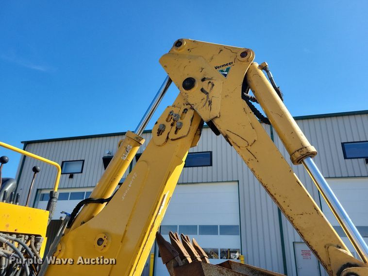 image for item DG0417 2008 Vermeer RTX1250 trencher