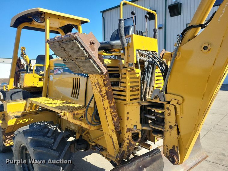 image for item DG0417 2008 Vermeer RTX1250 trencher