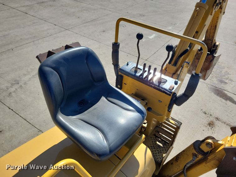 image for item DG0417 2008 Vermeer RTX1250 trencher