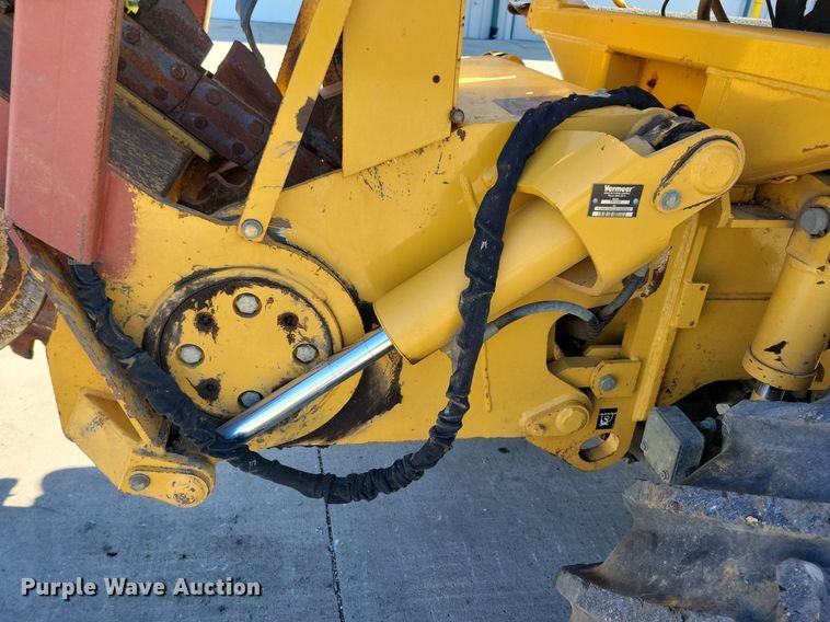 image for item DG0417 2008 Vermeer RTX1250 trencher