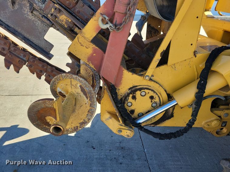 image for item DG0417 2008 Vermeer RTX1250 trencher