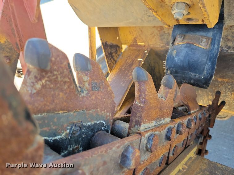 image for item DG0417 2008 Vermeer RTX1250 trencher
