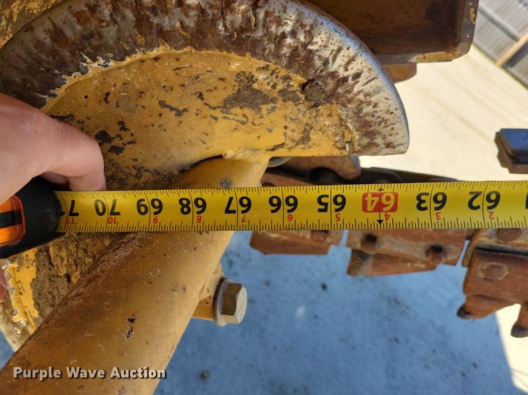 image for item DG0417 2008 Vermeer RTX1250 trencher