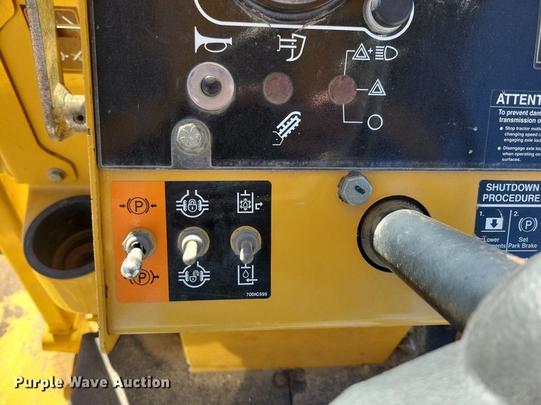 image for item DG0417 2008 Vermeer RTX1250 trencher