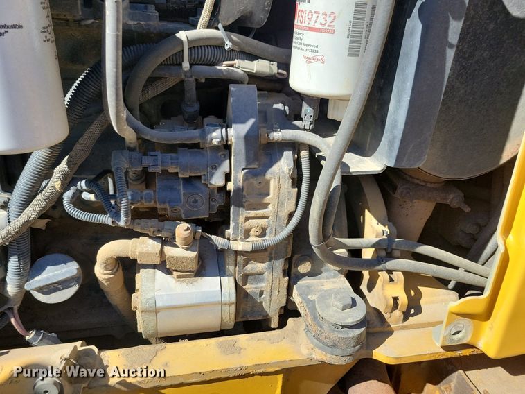 image for item DG0417 2008 Vermeer RTX1250 trencher