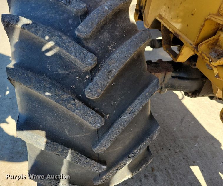 image for item DG0417 2008 Vermeer RTX1250 trencher