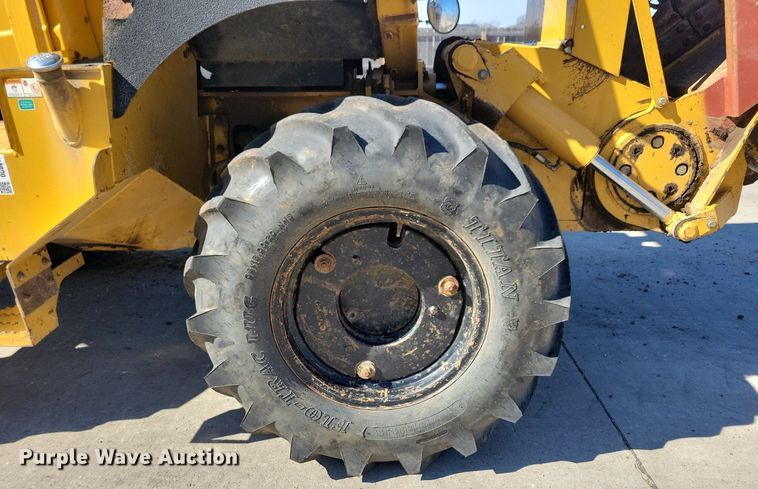 image for item DG0417 2008 Vermeer RTX1250 trencher