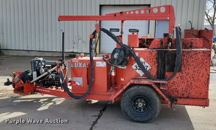 image for item DG0429 2013 Crafco EZ500 Series II melter applicator