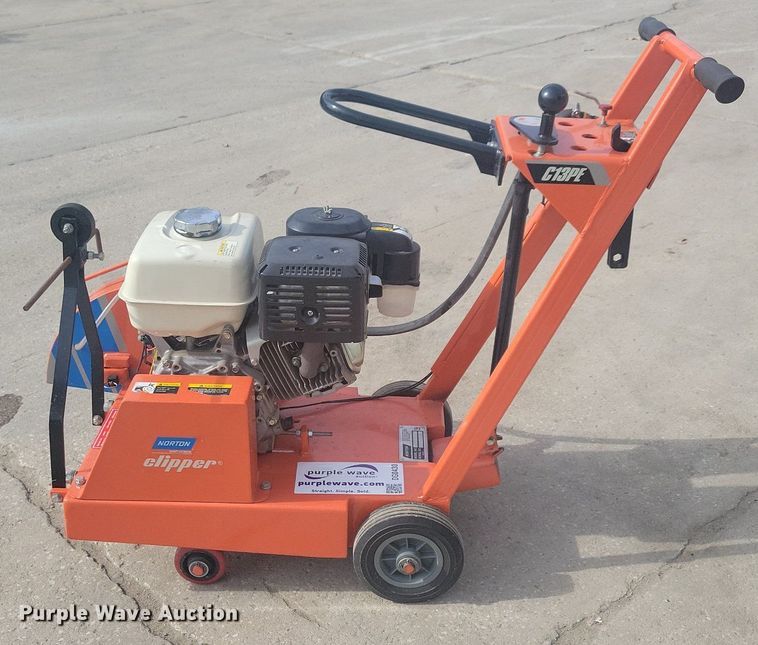 image for item DG0430 Clipper C13PE concrete saw