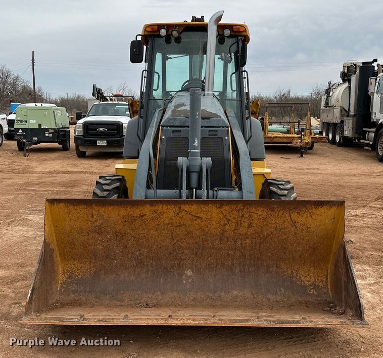 image for item DG4267 2014 John Deere 310SK backhoe