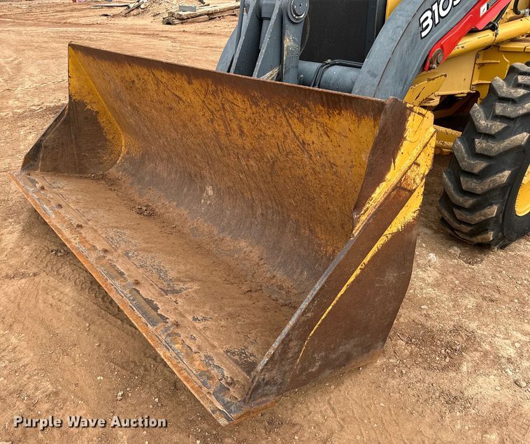 image for item DG4267 2014 John Deere 310SK backhoe