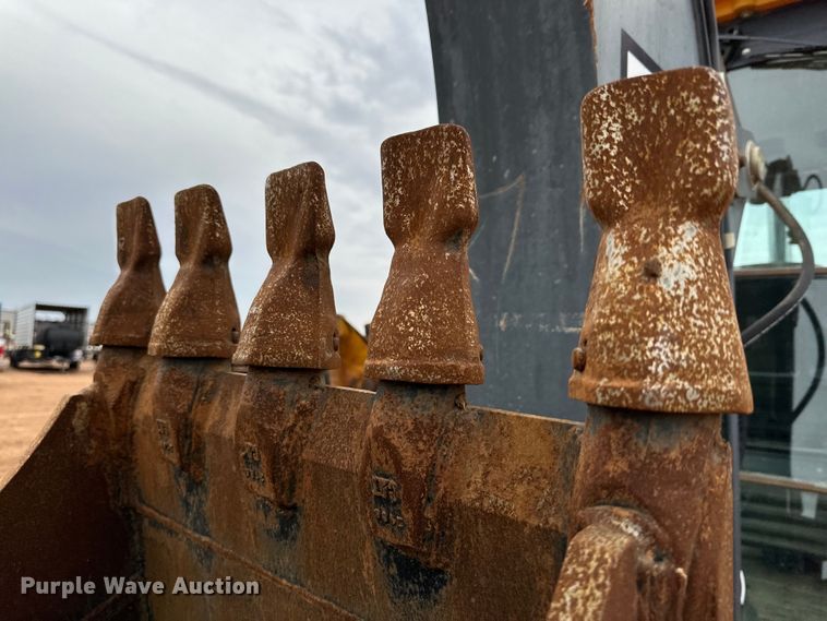 image for item DG4267 2014 John Deere 310SK backhoe