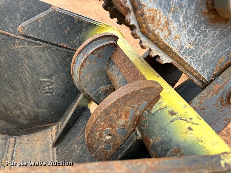 image for item DG4267 2014 John Deere 310SK backhoe