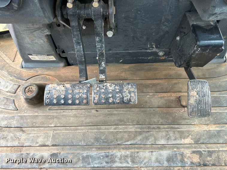 image for item DG4267 2014 John Deere 310SK backhoe