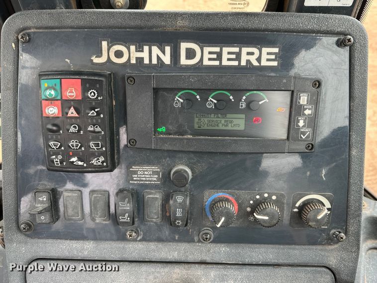 image for item DG4267 2014 John Deere 310SK backhoe