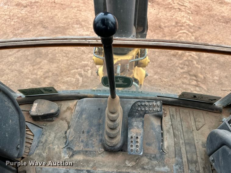 image for item DG4267 2014 John Deere 310SK backhoe