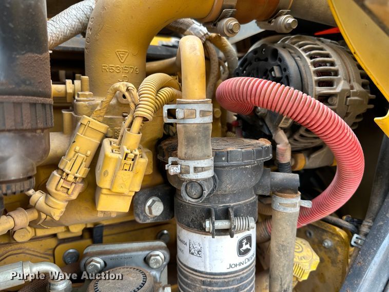 image for item DG4267 2014 John Deere 310SK backhoe