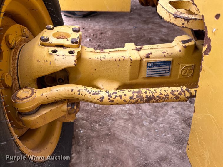 image for item DG4267 2014 John Deere 310SK backhoe