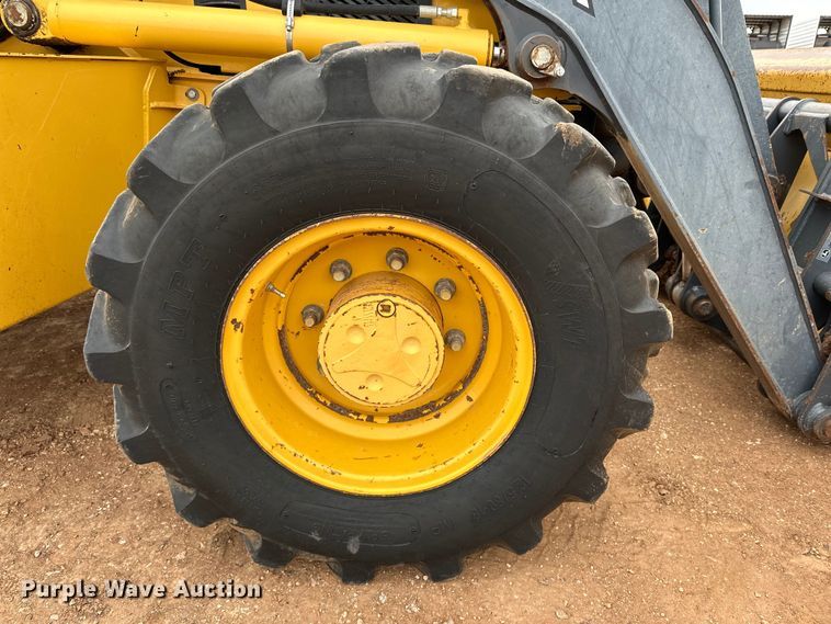 image for item DG4267 2014 John Deere 310SK backhoe