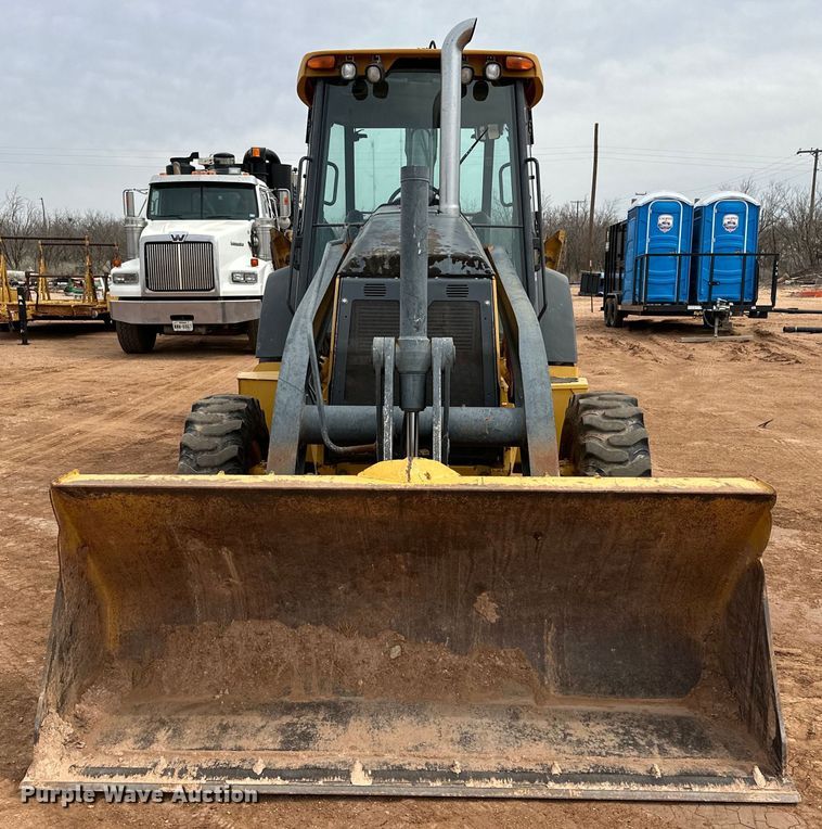 image for item DG4268 2012 John Deere 310SK backhoe