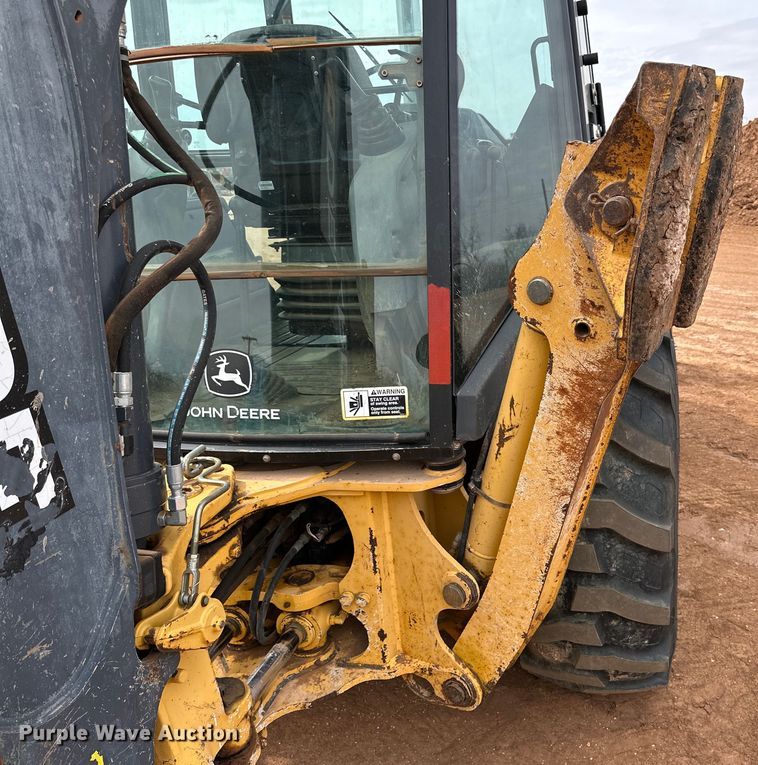 image for item DG4268 2012 John Deere 310SK backhoe