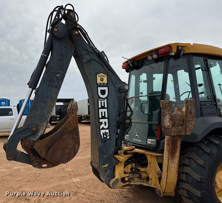 image for item DG4268 2012 John Deere 310SK backhoe