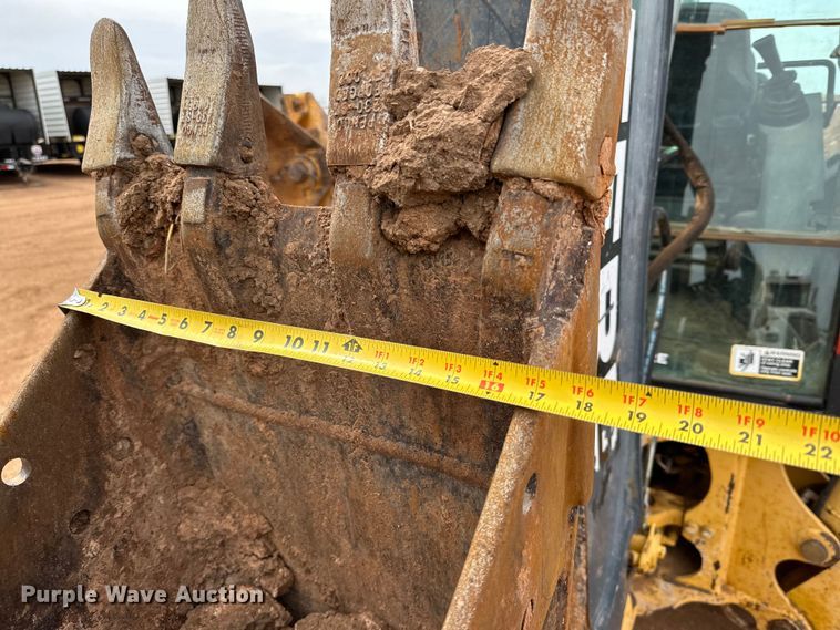 image for item DG4268 2012 John Deere 310SK backhoe