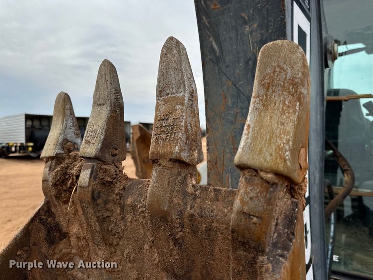 image for item DG4268 2012 John Deere 310SK backhoe