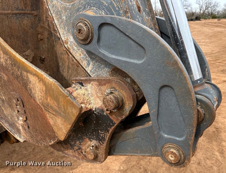 image for item DG4268 2012 John Deere 310SK backhoe