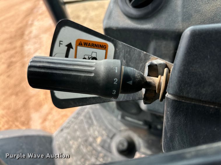 image for item DG4268 2012 John Deere 310SK backhoe