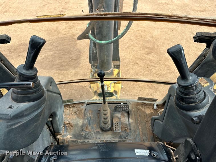 image for item DG4268 2012 John Deere 310SK backhoe