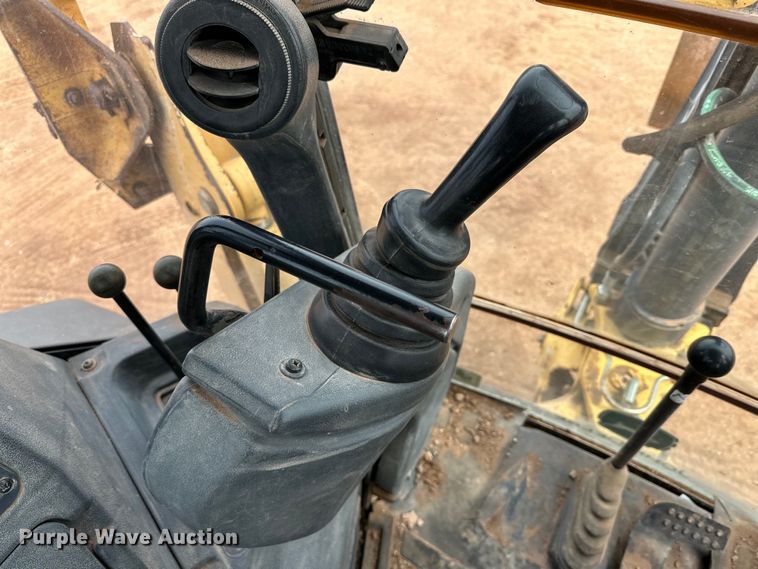 image for item DG4268 2012 John Deere 310SK backhoe