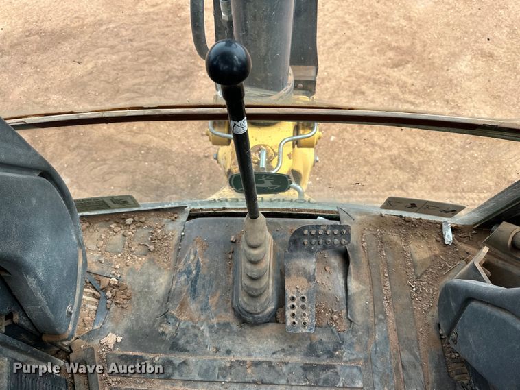 image for item DG4268 2012 John Deere 310SK backhoe