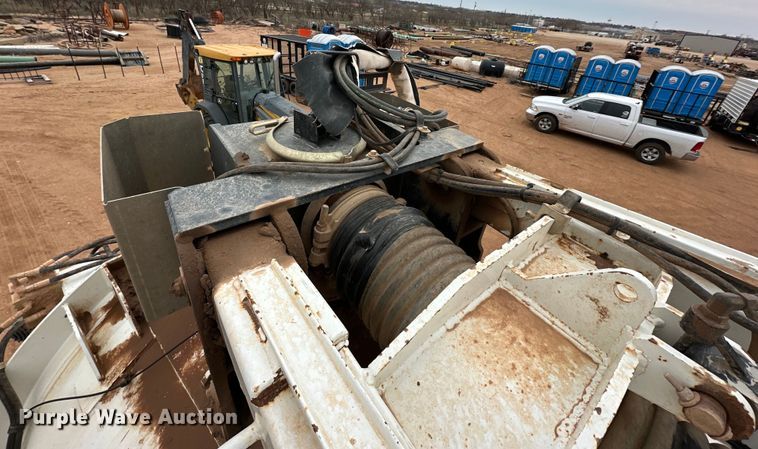 image for item DG4269 2013 Western Star 4900 hydrovac truck