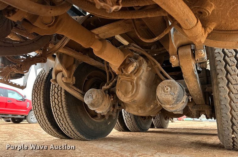 image for item DG4269 2013 Western Star 4900 hydrovac truck