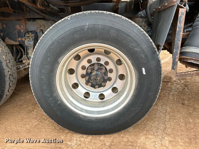 image for item DG4269 2013 Western Star 4900 hydrovac truck