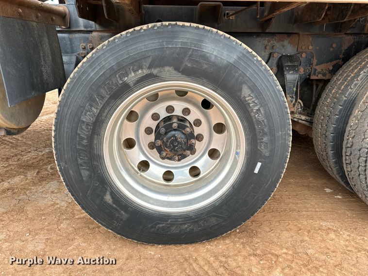 image for item DG4269 2013 Western Star 4900 hydrovac truck