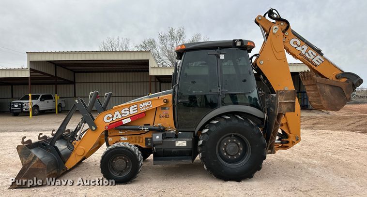 image for item DG4272 2019 Case 580 Super N backhoe