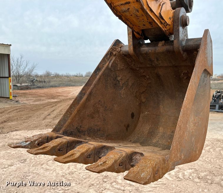 image for item DG4272 2019 Case 580 Super N backhoe