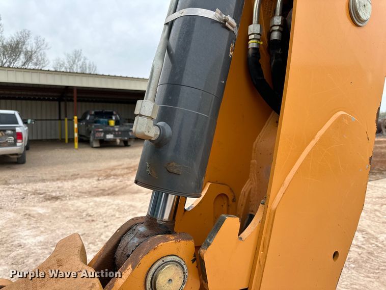 image for item DG4272 2019 Case 580 Super N backhoe