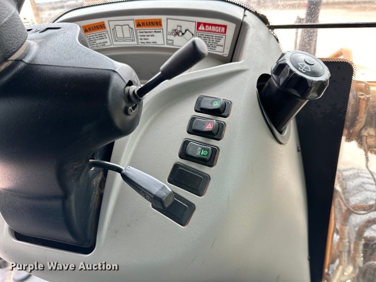 image for item DG4272 2019 Case 580 Super N backhoe