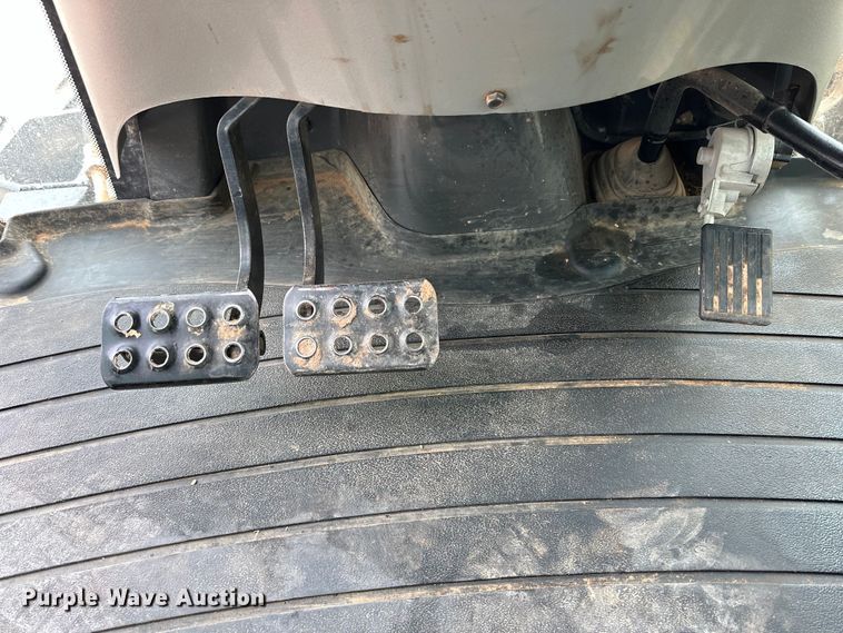 image for item DG4272 2019 Case 580 Super N backhoe